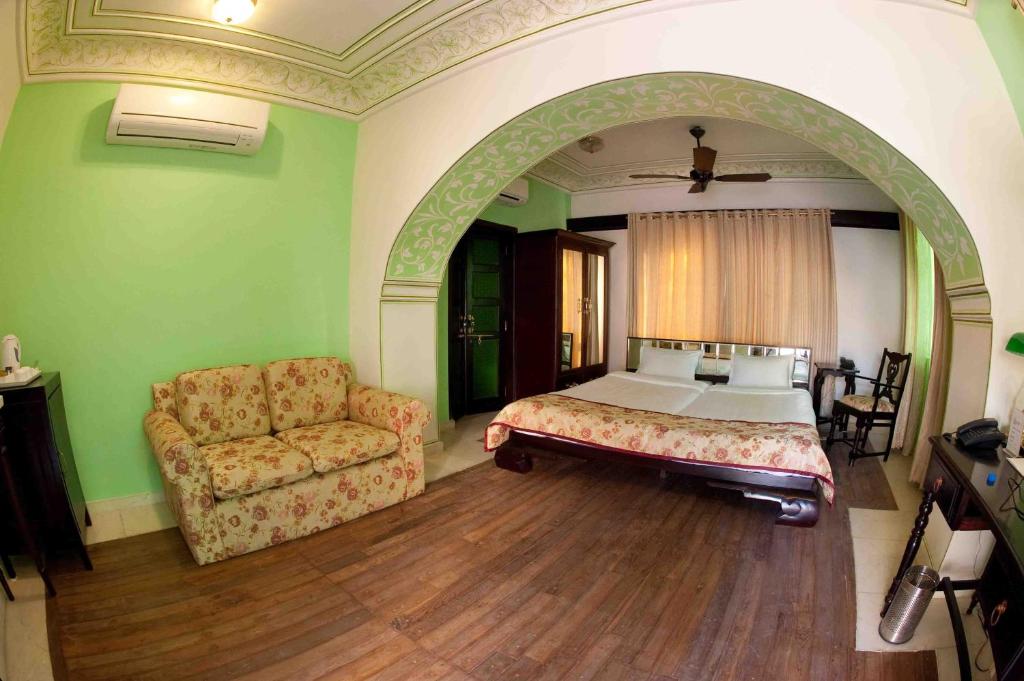 Сьюит (Heritage Superior  Suite), Royal Heritage Haveli