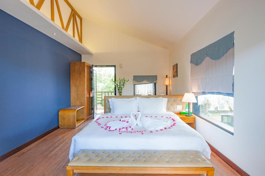 Двухместный (Двухместный номер Делюкс с 1 кроватью или 2 отдельными кроватями, вид на океан — Пляжная зона) курортного отеля Famiana Resort & Spa, Дуонг-Донг