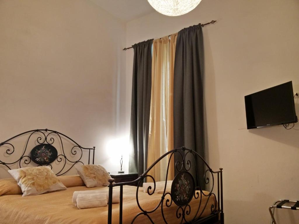 Двухместный (Двухместный номер Делюкс с 1 кроватью), Rome Center Rooms