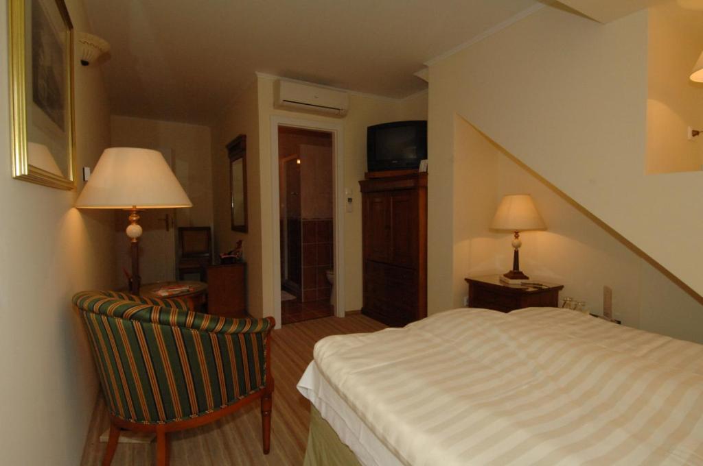 Двухместный (Двухместный номер с 1 кроватью) отеля Hotel Romantik Eger, Эгер