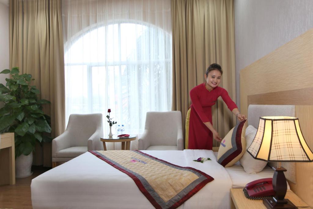 Двухместный (Двухместный номер Делюкс с 2 отдельными кроватями) отеля Saigon Kim Lien Hotel, Винь
