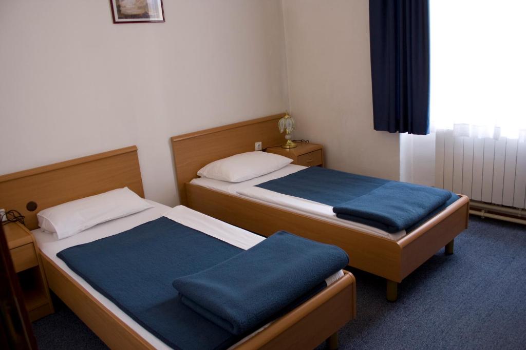 Двухместный (Двухместный номер с 2 отдельными кроватями) отеля Hotel Veli Jože, Пула