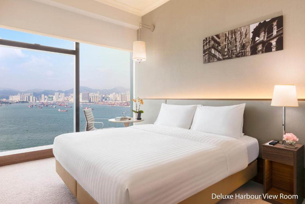 Двухместный (Special Offer - Deluxe Harbour View Room) отеля Island Pacific Hotel, Гонконг (город)