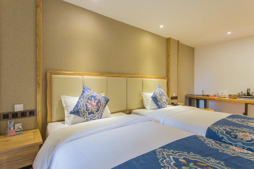 Двухместный (Chinese Mainland Citizens-Twin Room), QingJu Hotel(Wang Ping Street)