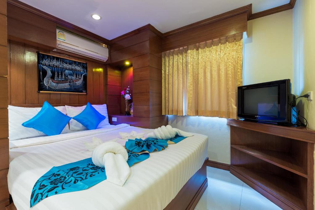 Двухместный (Стандартный двухместный номер с 1 кроватью) отеля PR Patong Residence, Пхукет