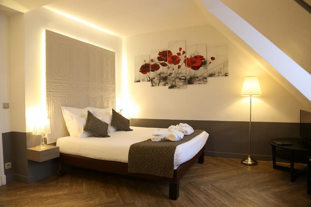 Двухместный (Двухместный номер Делюкс с 1 кроватью), Contact Hôtel Alizé Montmartre