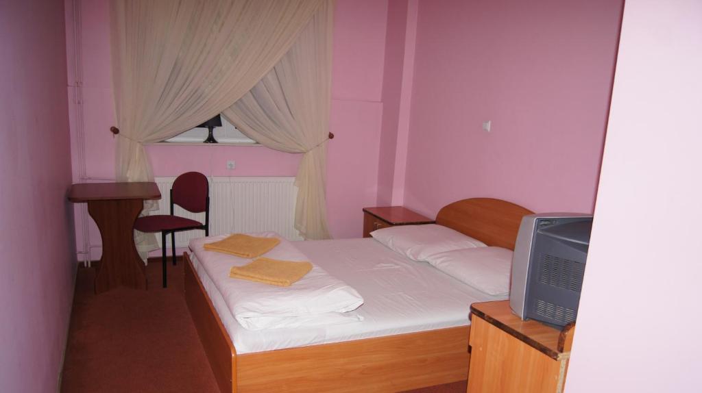 Двухместный (Двухместный номер Делюкс с 1 кроватью) отеля Zajazd Fadom, Ломжа