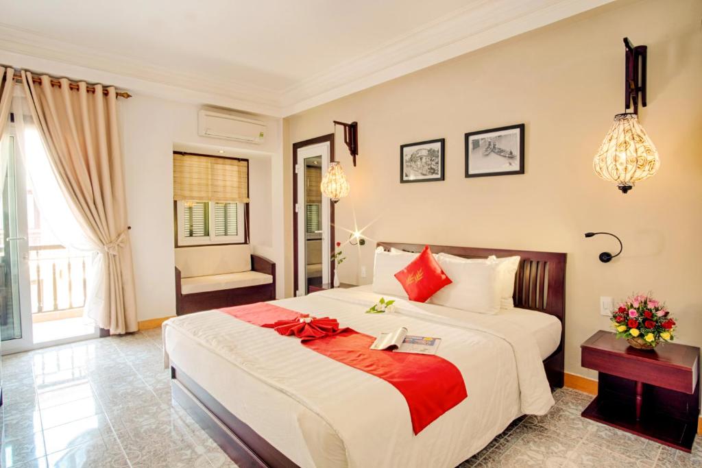 Двухместный (Двухместный номер Делюкс с 1 кроватью или 2 отдельными кроватями) отеля Thuy Duong 3 Hotel, Хойан
