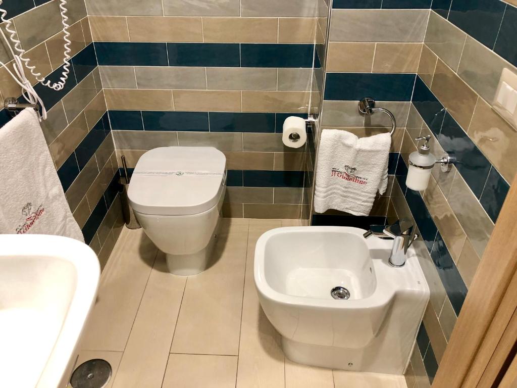 Четырехместный (Четырехместный номер с собственной ванной комнатой) отеля Il Gioiellino Lifestyle, Неаполь