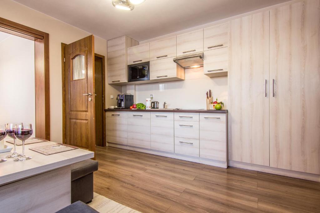 Апартаменты (Апартаменты с балконом), Apartamenty Krzeptowskiego Zakopane