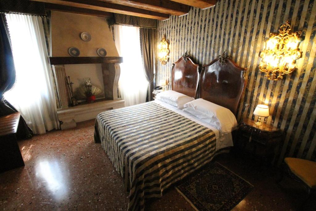 Двухместный (Двухместный номер Делюкс с 1 кроватью и видом на сад) отеля Hotel Palazzo Abadessa, Венеция