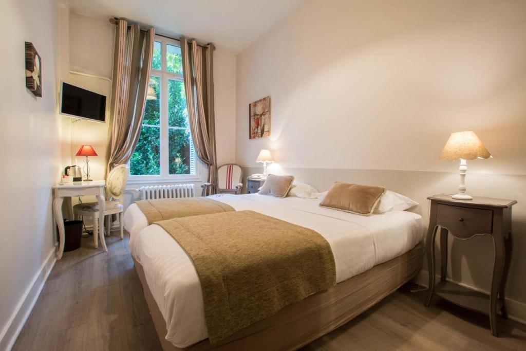 Двухместный (Двухместный номер с 2 отдельными кроватями) отеля Hotel Val De Loire, Тур