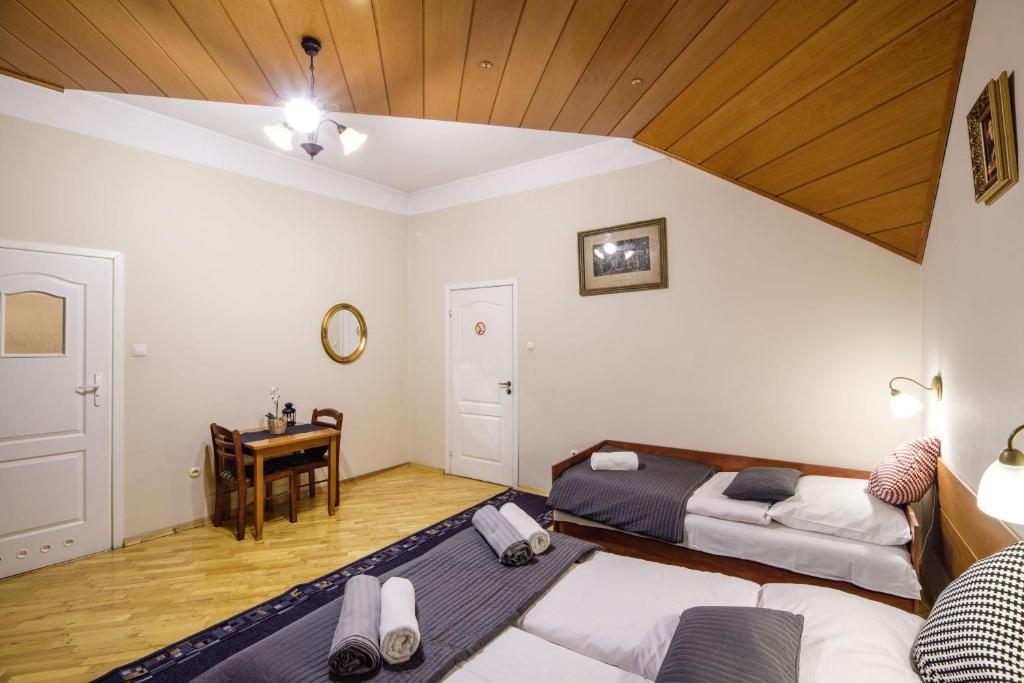 Апартаменты (Улучшенные апартаменты), Golden Lion Apartments Szewska