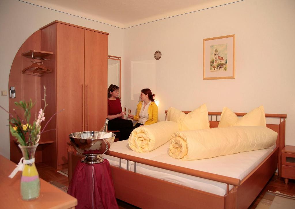 Двухместный (Двухместный номер с 1 кроватью) отеля Retzerlandhof Familie Graf, Зефельд-Кадольц