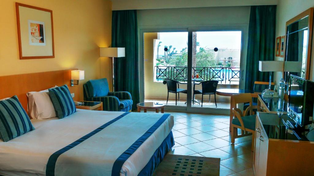 Двухместный (Стандартный номер с видом на сад) курортного отеля Cleopatra Luxury Resort - Makadi Bay, Хургада
