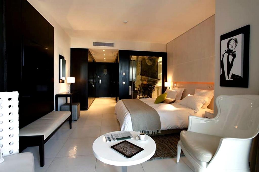 Двухместный (Двухместный номер Front De Mer с 1 кроватью (для 2 взрослых)) отеля Dar El Marsa Hotel & Spa, Ла-Марса