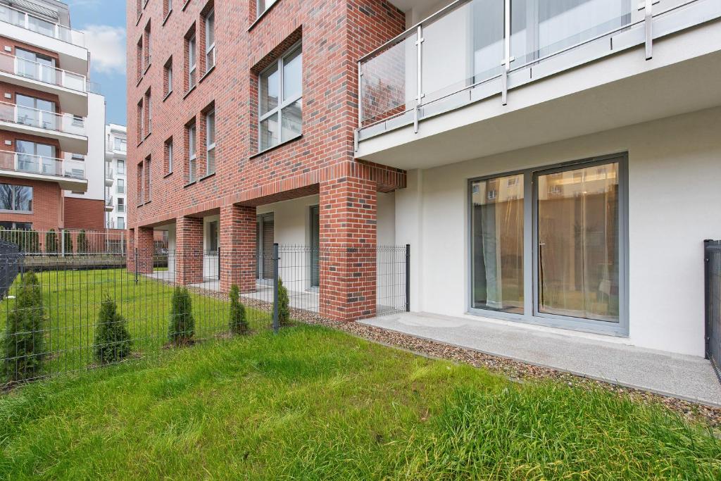 Апартаменты (Апартаменты «Комфорт» с террасой (парковка)), Angielska Grobla Apartinfo Apartments