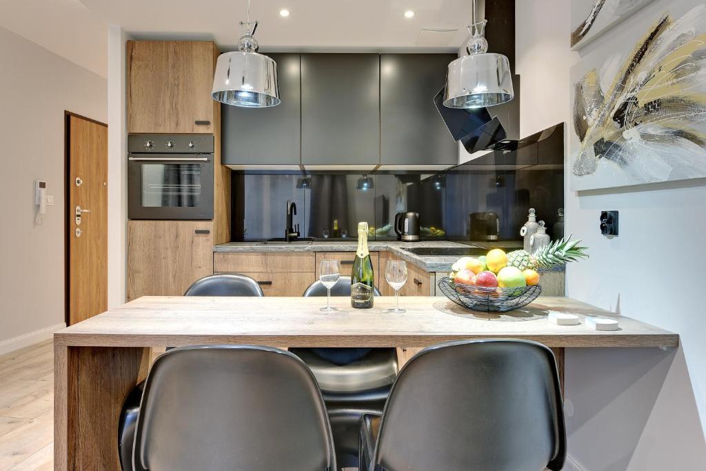 Апартаменты (Апартаменты «Комфорт» с террасой (парковка)), Angielska Grobla Apartinfo Apartments