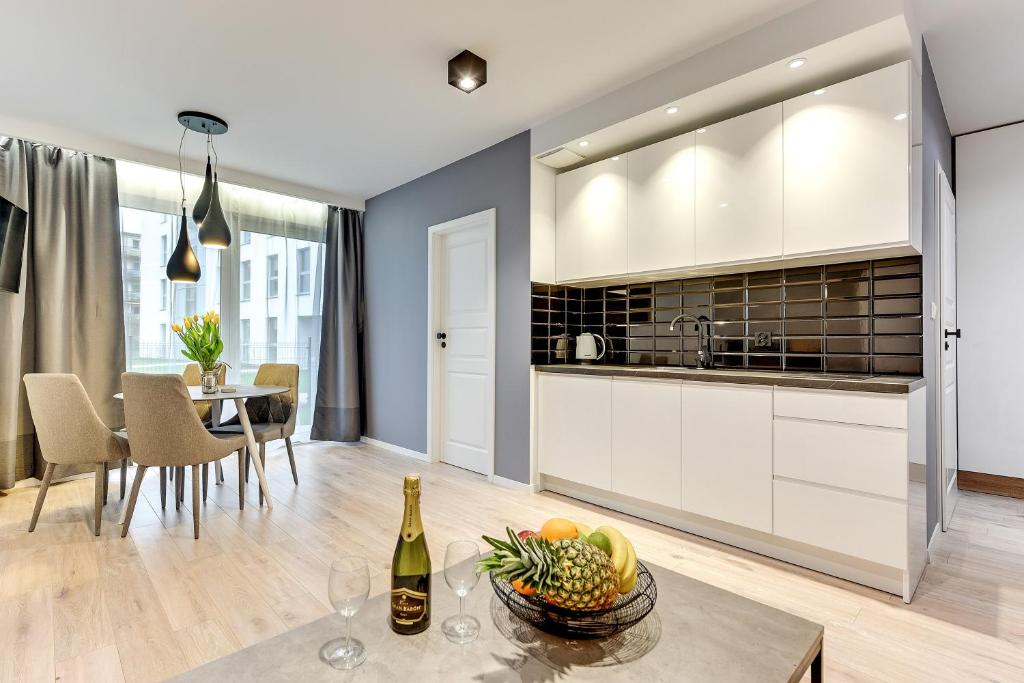 Апартаменты (Апартаменты Делюкс с террасой (парковка)), Angielska Grobla Apartinfo Apartments