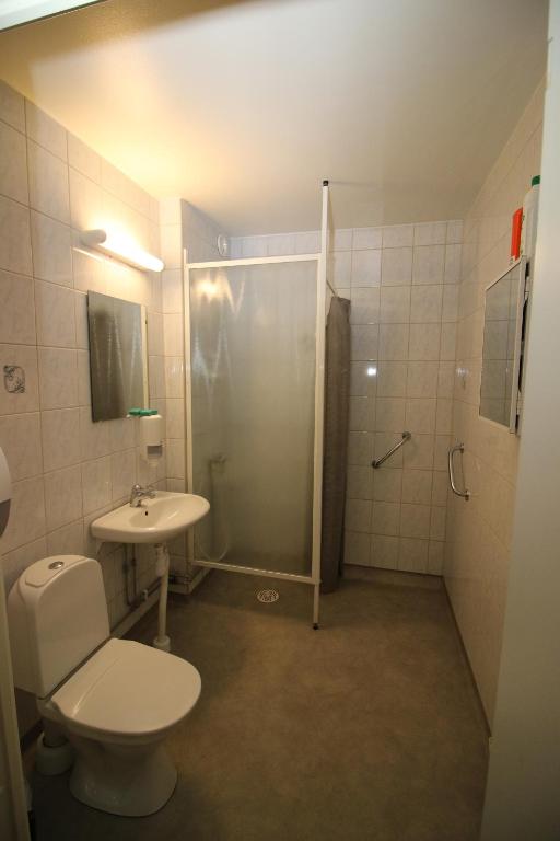 Двухместный (Стандартный двухместный номер с 2 отдельными кроватями) гостевого дома Borlänge Hostel and Apartments, Бурленге