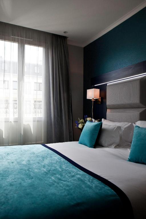 Семейный (2 смежных двухместных номера), Best Western Prince Montmartre