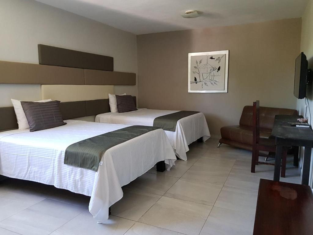 Двухместный (Двухместный номер с 1 кроватью) отеля Garden Suites Tonala, Тонала
