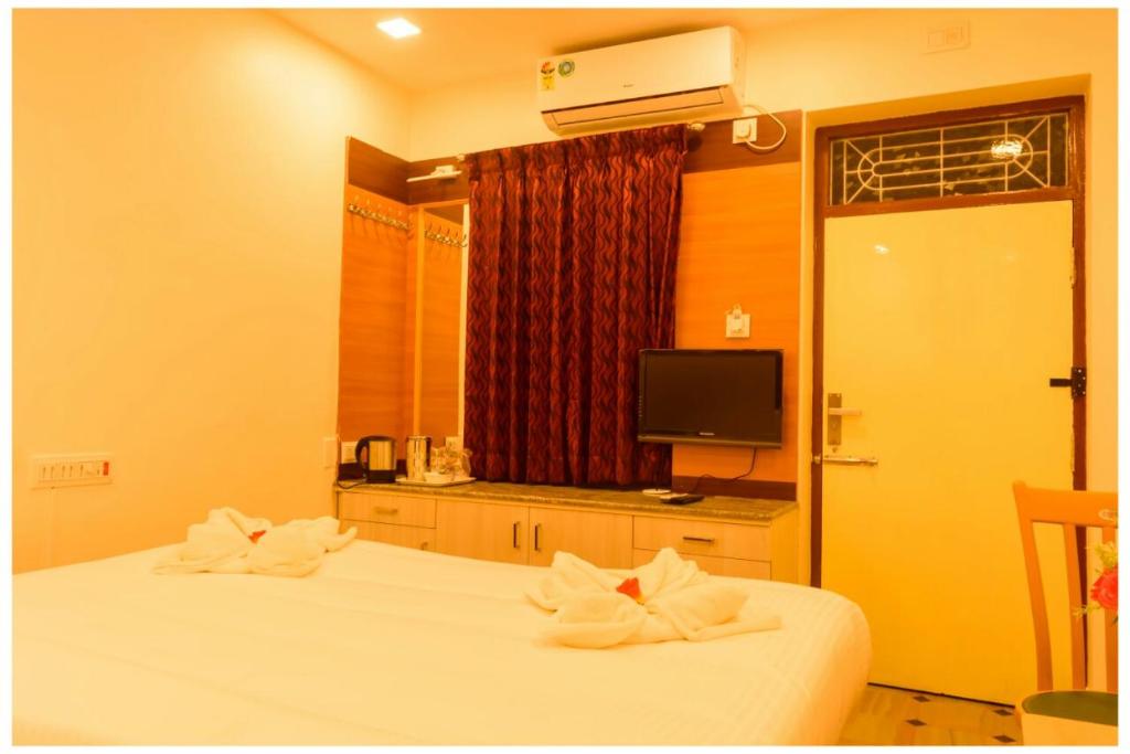 Одноместный (Просторный одноместный номер) отеля sri sarvesha residency, Тируваннамалай