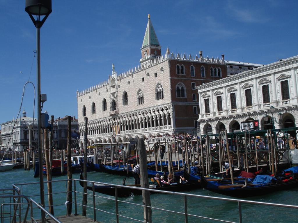 Апартаменты (Апартаменты), Appartamenti Draghillo Venezia