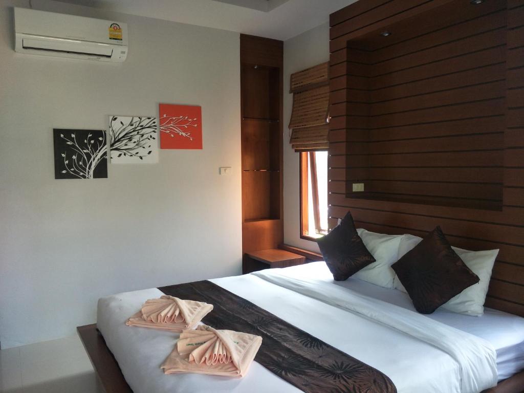 Двухместный (Улучшенный двухместный номер с 1 кроватью) курортного отеля Lanta Intanin Resort, Ко Ланта