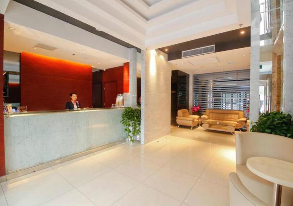 Отель Jinjiang Inn Select XiAn High Speed Train Station Fengchengqi Road, Сиань