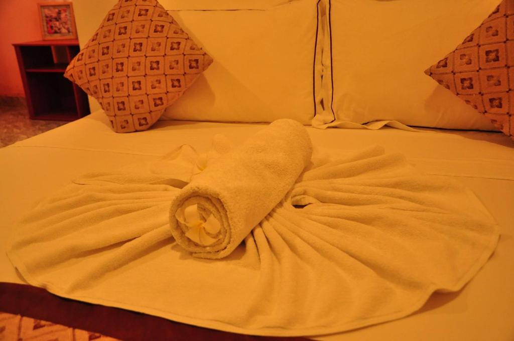 Двухместный (Стандартный двухместный номер с 1 кроватью и кондиционером) отеля Papaa Palace, Тангалла