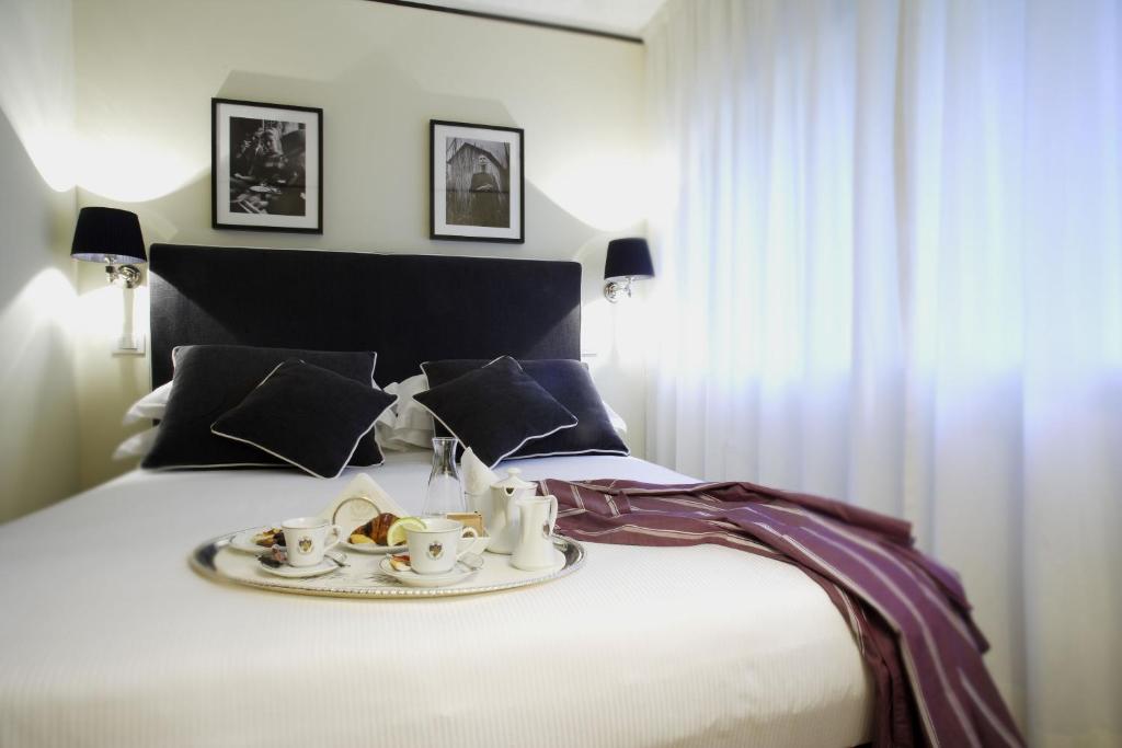 Сьюит (Классический люкс) отеля Ponte Vecchio Suites & Spa, Флоренция