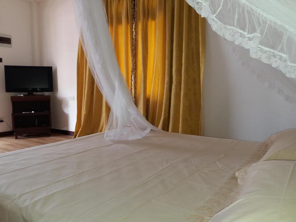 Двухместный (Улучшенный двухместный номер с 1 кроватью) отеля Hotel La Felicita, Мирисса