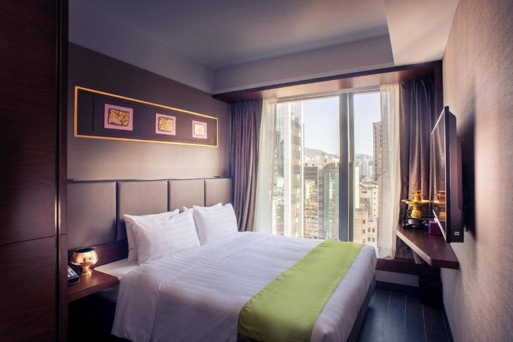 Двухместный (Номер Делюкс с кроватью размера «king-size») отеля Soravit on Granville, Гонконг (город)