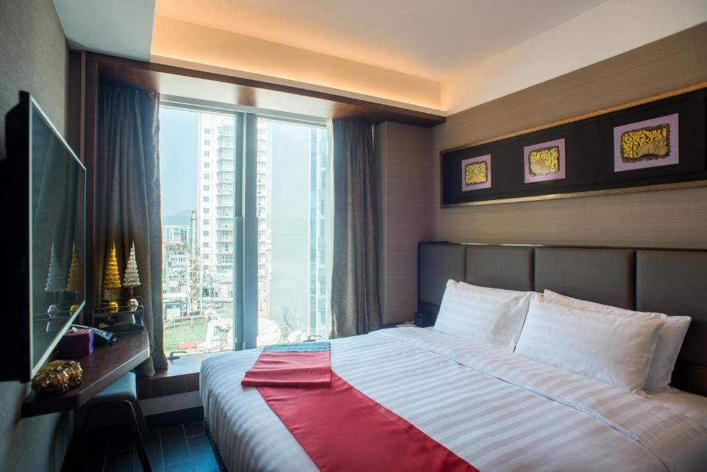 Двухместный (Улучшенный номер с кроватью размера «king-size») отеля Soravit on Granville, Гонконг (город)