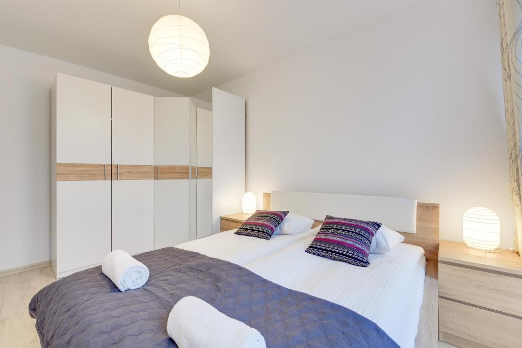 Апартаменты (Апартаменты «Комфорт» с балконом (парковка)), Angielska Grobla Apartinfo Apartments