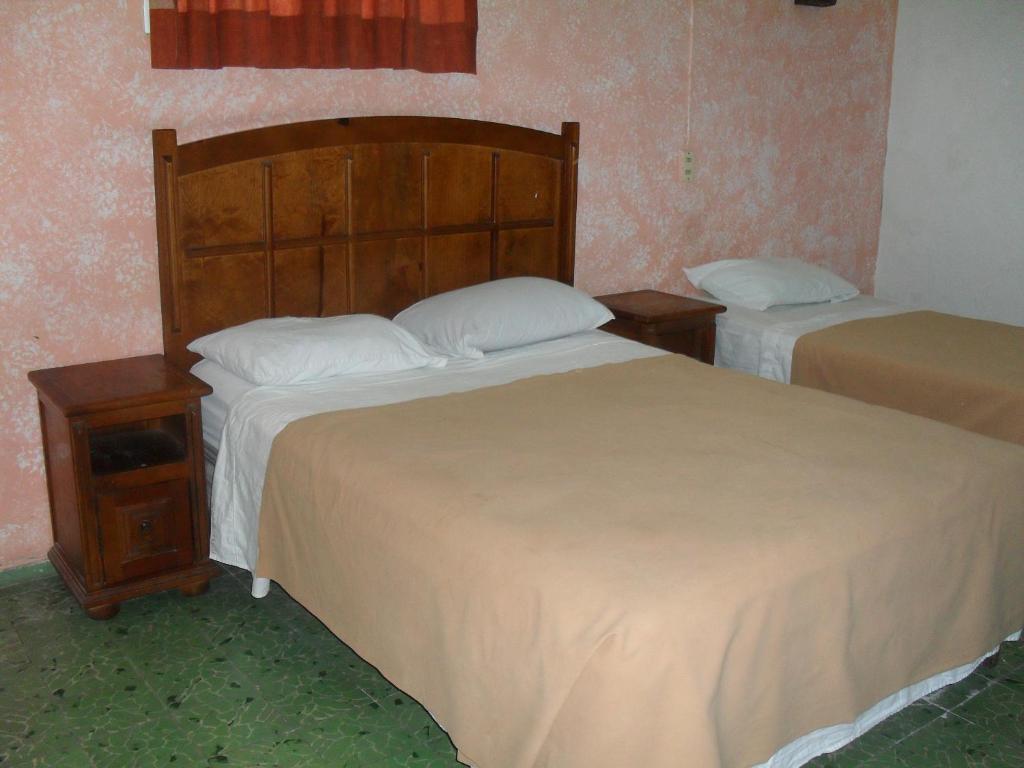 Двухместный (Двухместный номер с 2 отдельными кроватями и кондиционером) отеля Hotel San Jose, Мерида