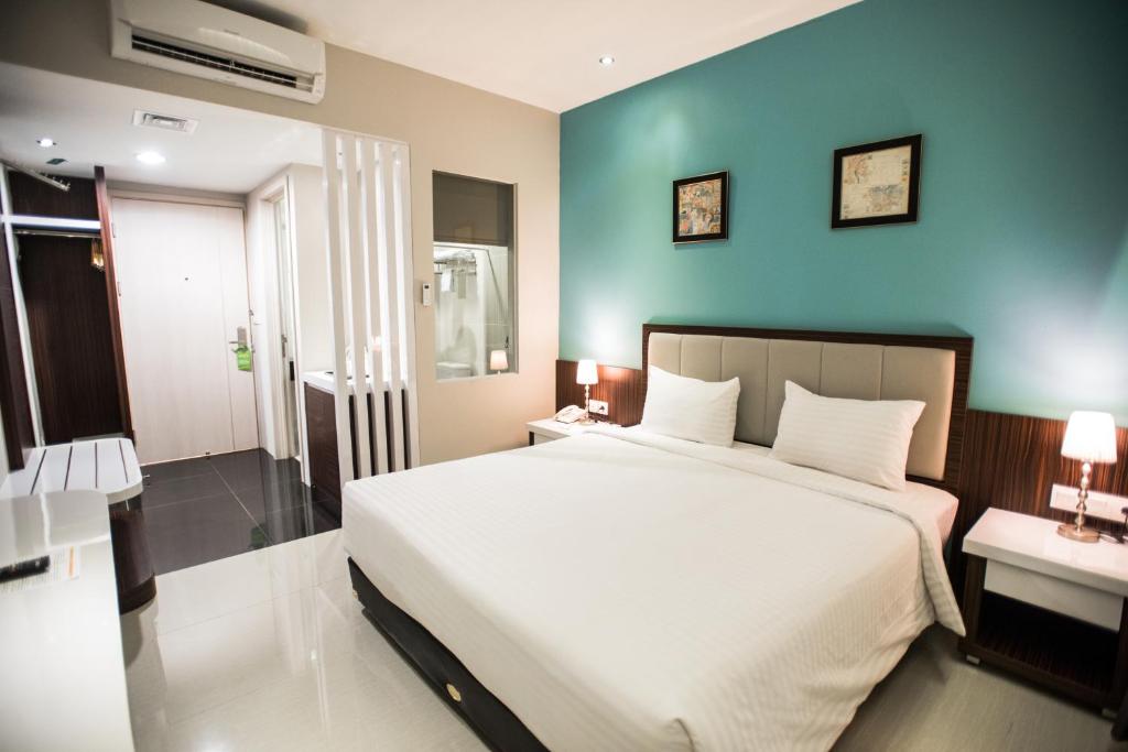 Двухместный (Номер с кроватью размера «queen-size») отеля Happy Inn, Джакарта