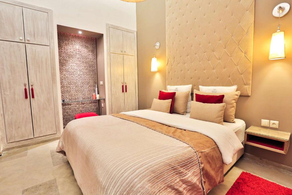 Двухместный (Улучшенный двухместный номер с 1 кроватью - Yacout) отеля Raoud Rayhane, Эс-Сувейра
