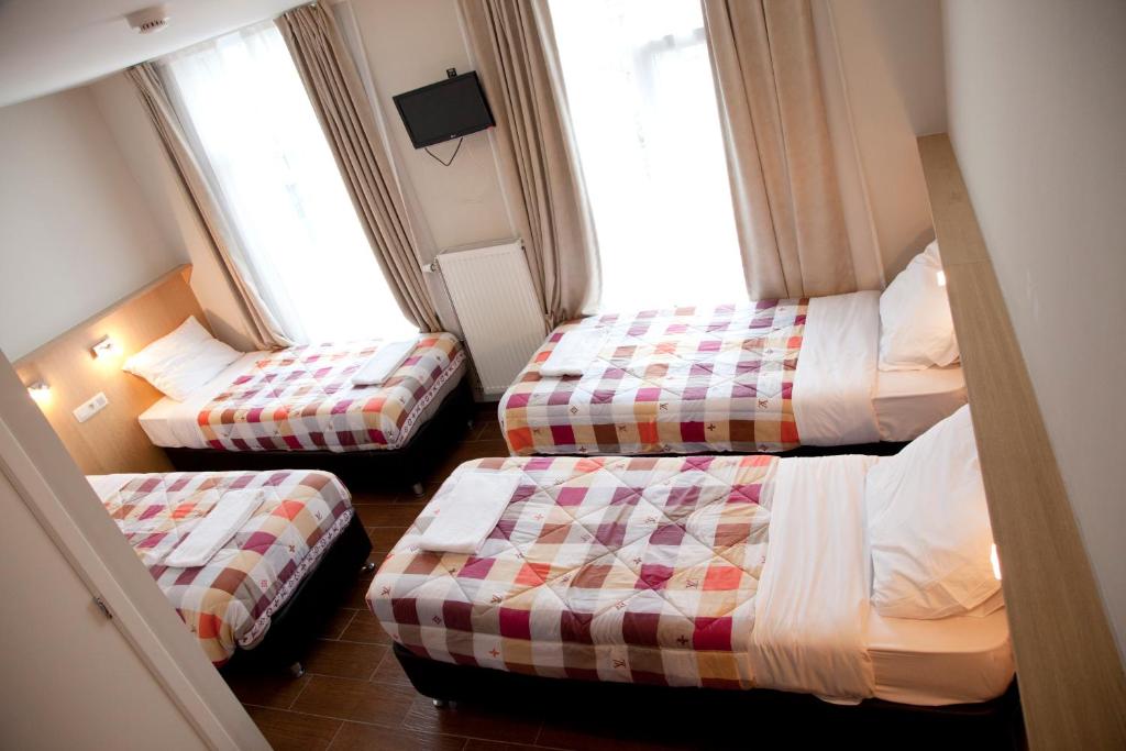 Двухместный (Двухместный номер с 2 отдельными кроватями) отеля Hotel Barry, Брюссель