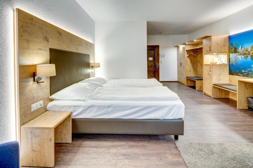 Двухместный (Двухместный номер с 1 кроватью) отеля Best Western Plus Alpen Resort Hotel, Церматт