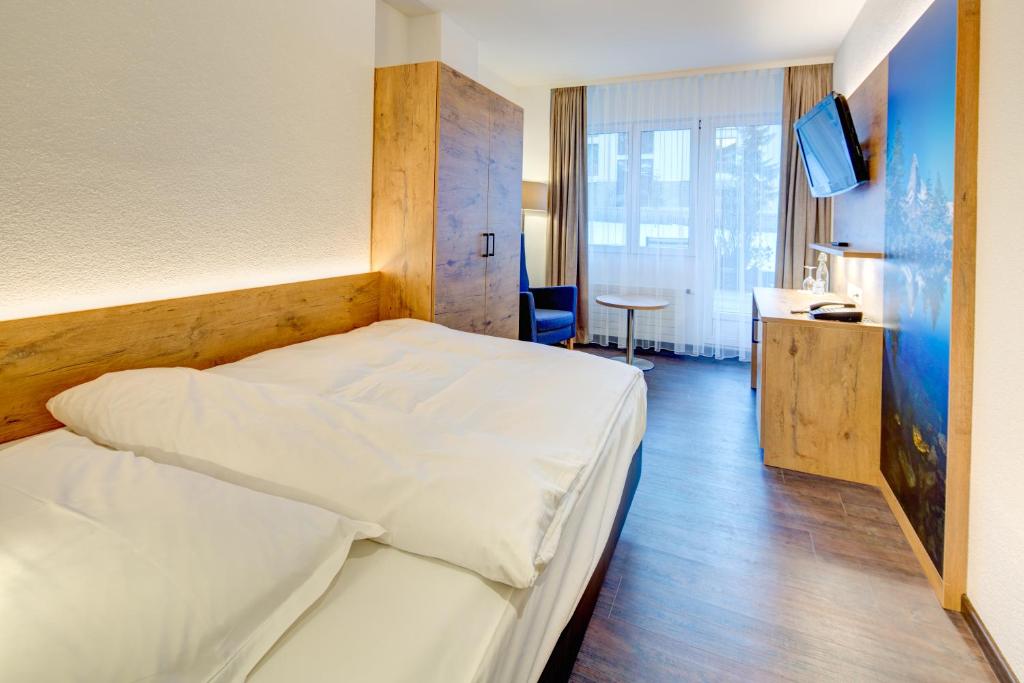 Одноместный (Одноместный номер) отеля Best Western Plus Alpen Resort Hotel, Церматт
