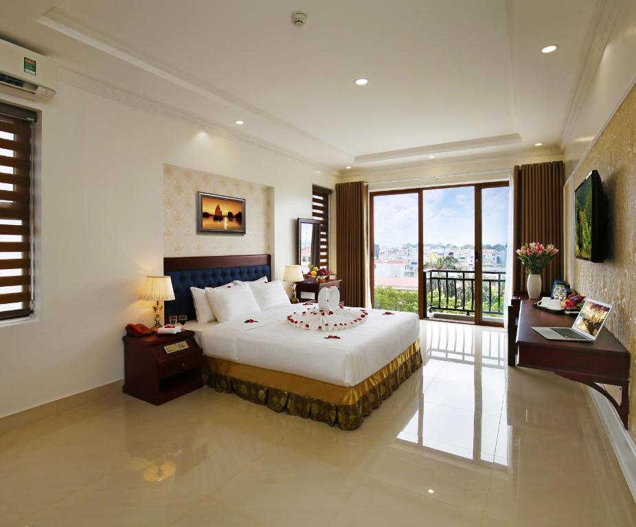 Отель Bac Ninh Uri Hotel, Бакнинь