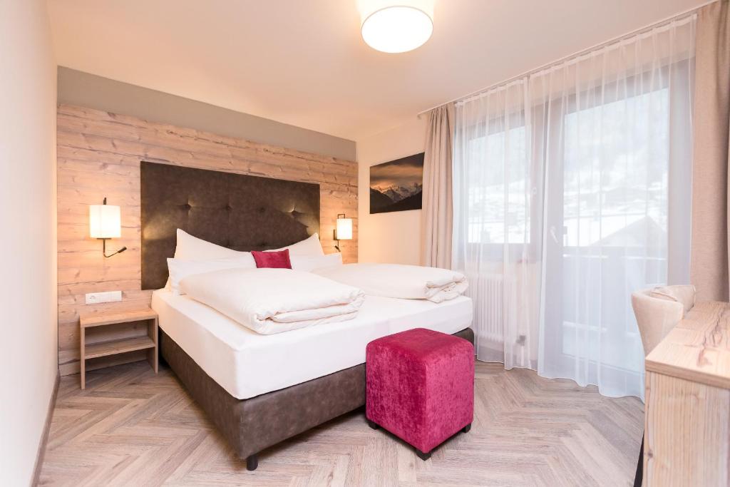 Двухместный (Двухместный номер Делюкс с 1 кроватью) отеля Alpenhotel Tirolerhof, Нойштифт