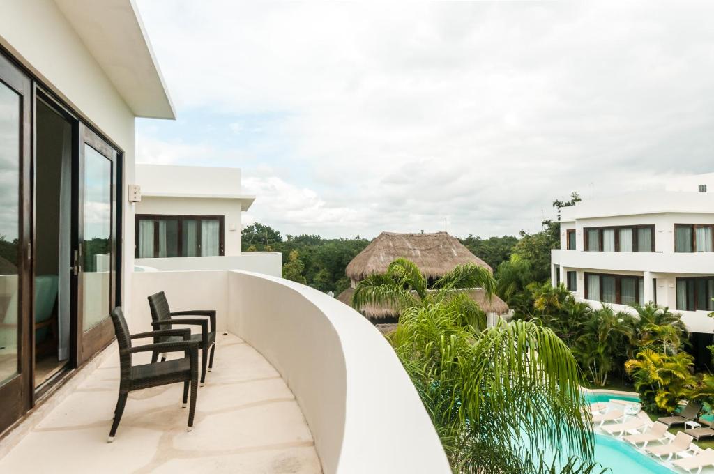 Апартаменты (One-Bedroom Apartment with Private Pool and Jacuzzi), Sexy Villas Tulum Clothing Optional