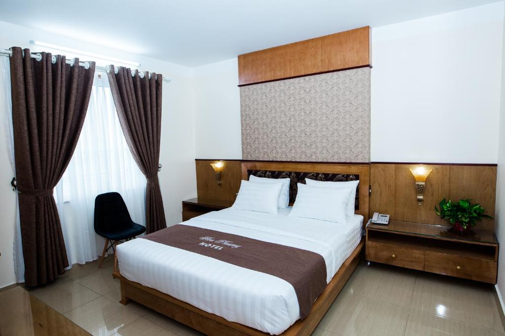 Двухместный (Двухместный номер Делюкс с 1 кроватью) отеля Hoa Phuong Hotel, Хайфон