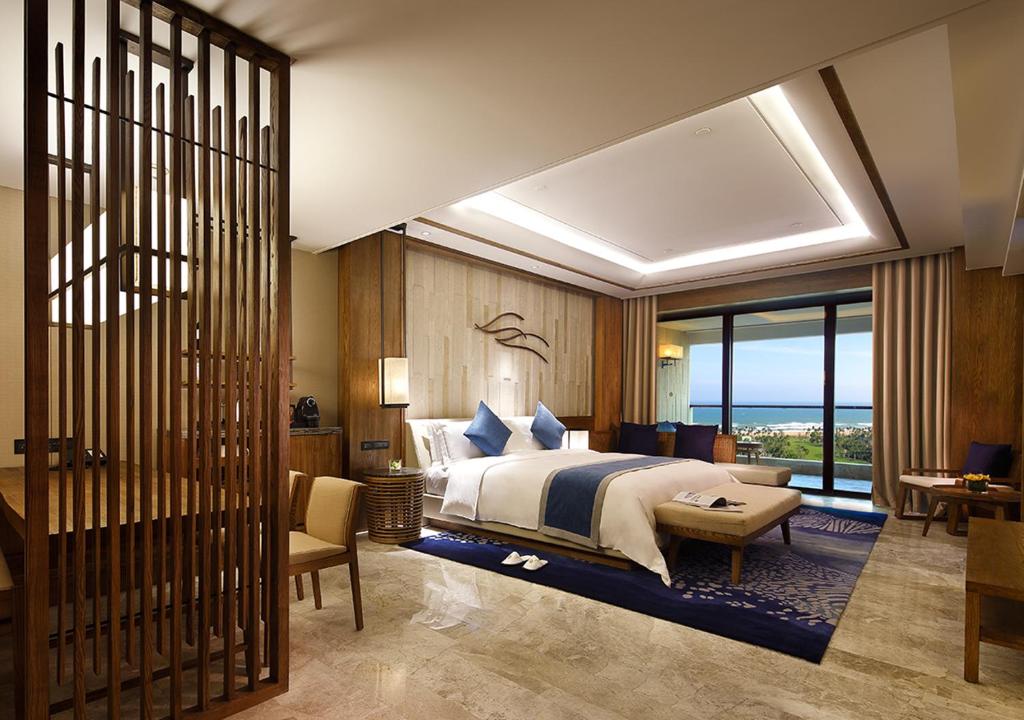 Двухместный (Номер Делюкс, вид на океан) отеля InterContinental Sanya Haitang Bay Resort - Villa, Санья