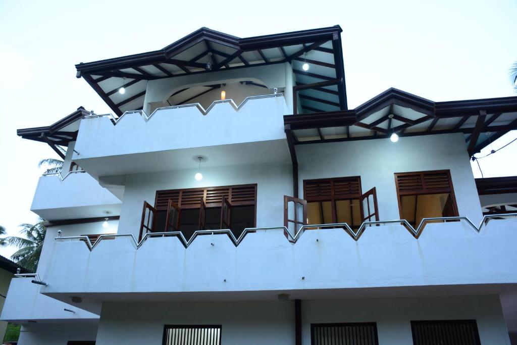 Двухместный (Двухместный номер с 1 кроватью и общей ванной комнатой) гостевого дома Kabalana Design House Villa, Ахангама