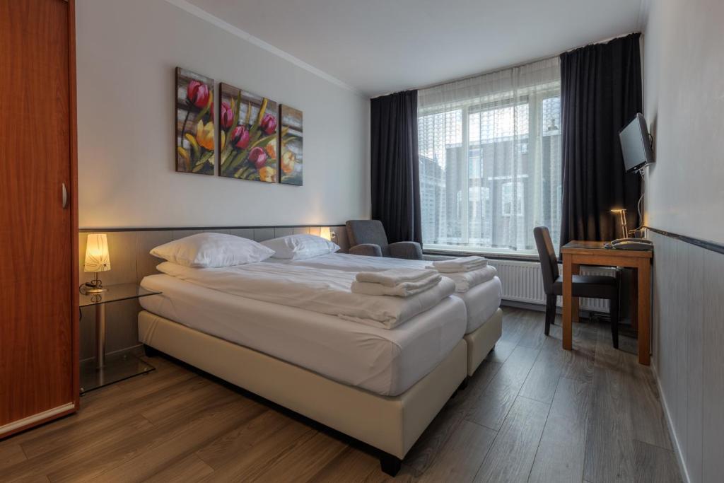 Двухместный (Двухместный номер с 1 кроватью и базовыми удобствами) отеля Hotel Randenbroek, Амерсфорт