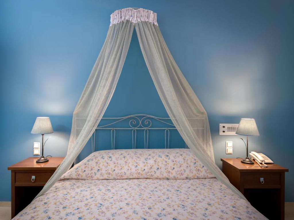 Двухместный (Стандартный двухместный номер с 1 кроватью или 2 отдельными кроватями) отеля Zephyros, Камари